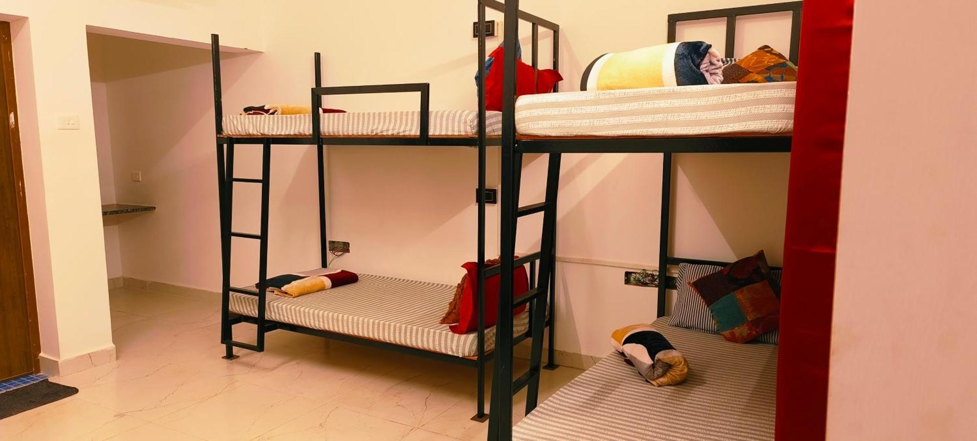 Mitra Hostel فاغاتور المظهر الخارجي الصورة